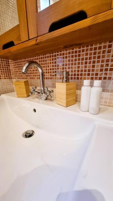 Bee Freeride Bikers House Appartement Magliolo Buitenkant foto