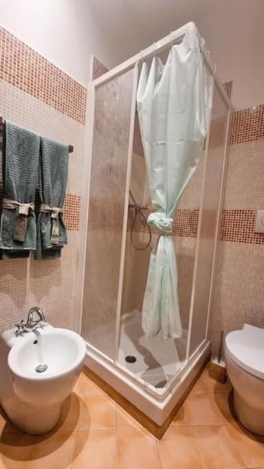 Bee Freeride Bikers House Appartement Magliolo Buitenkant foto